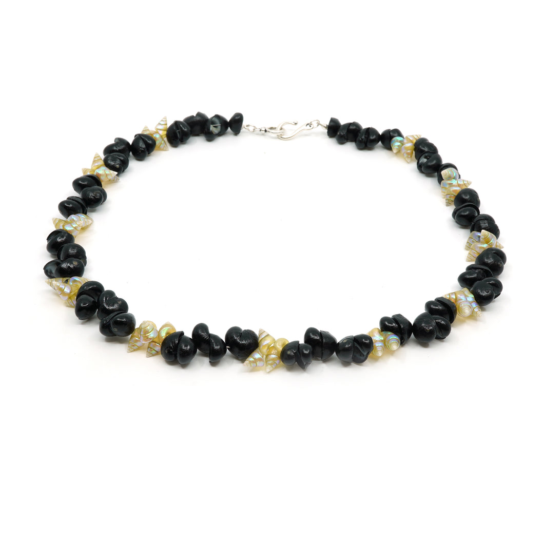 Jeanette James – maireener and black crow shell necklace