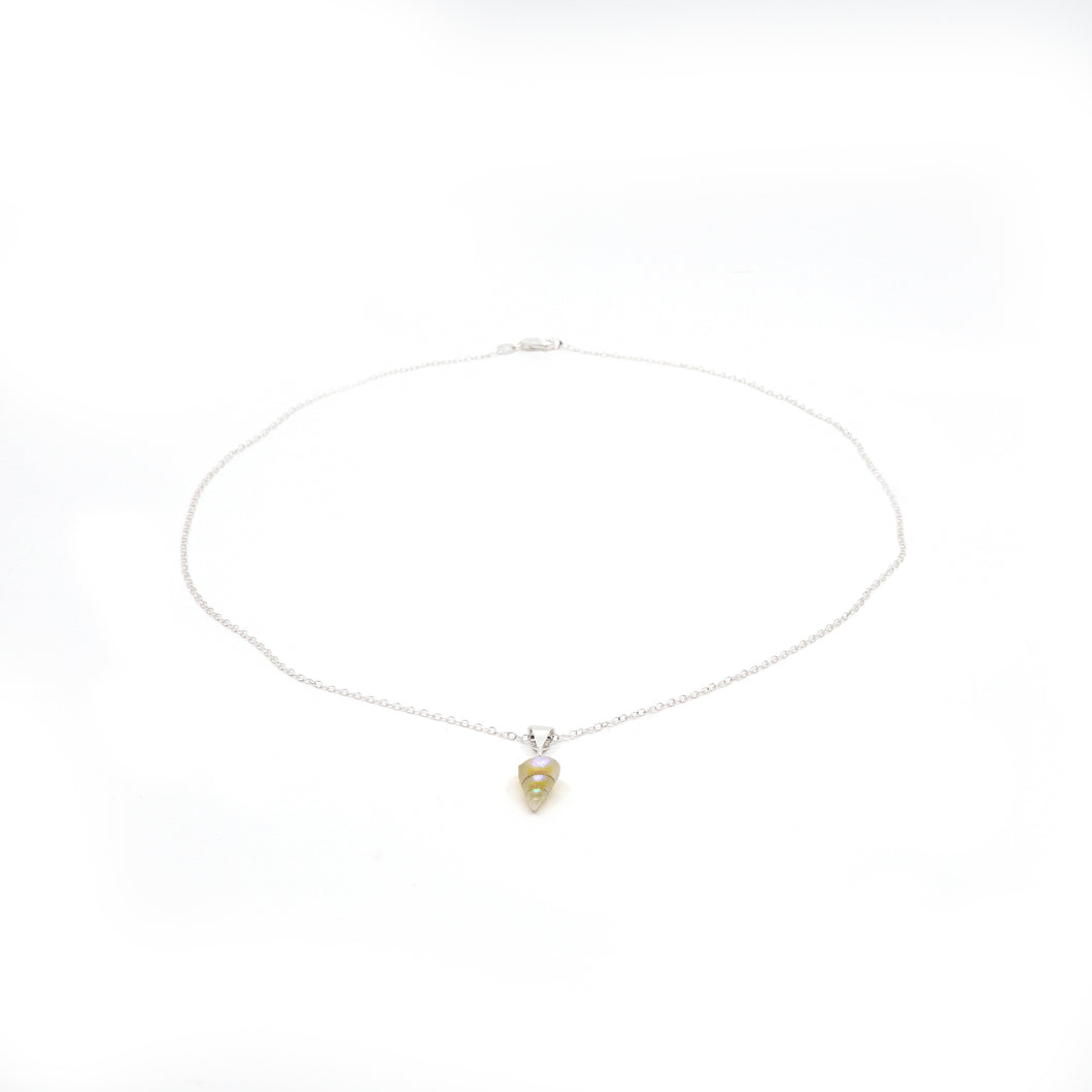 Jeanette James – maireener shell and silver necklace